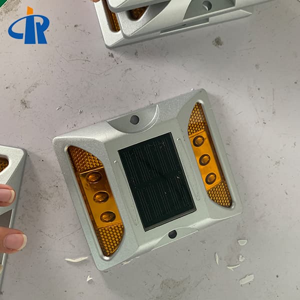 <h3>Waterproof Glass Solar Road road stud reflectors For Urban </h3>
